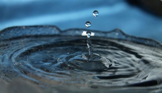 waterdrop-2906_640