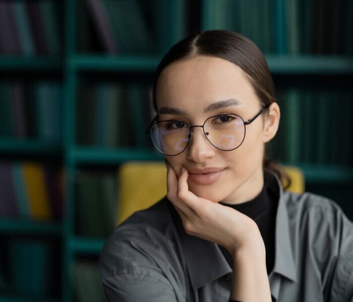 freelancer-portrait-woman-in-glasses-work-in-offic-2026-03-19-07-56-09-utc-2